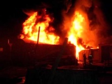 В Екатеринбурге сгорел столярный цех